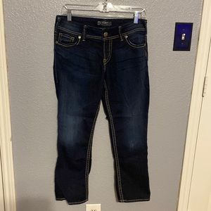 Silver Suki Capri dark wash